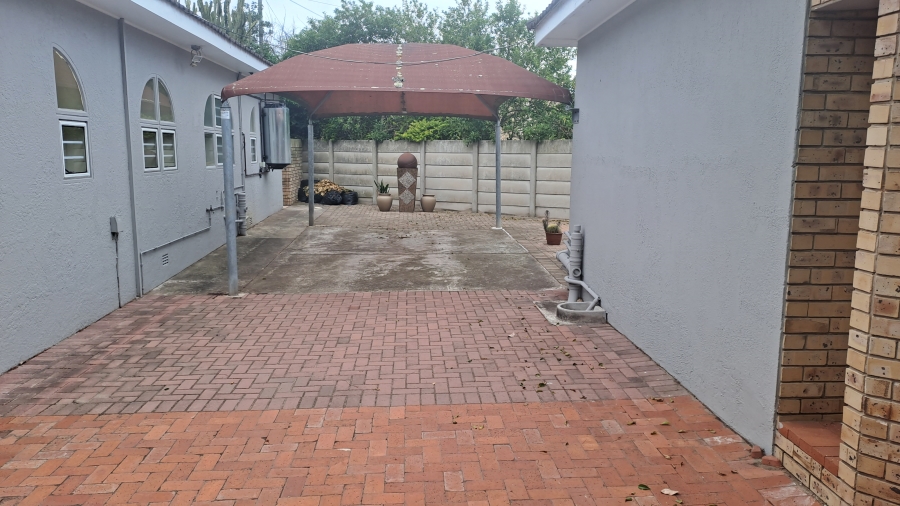 To Let 1 Bedroom Property for Rent in Westering Eastern Cape